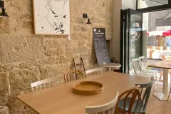 Salle du coffee shop