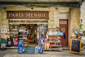 Paris Ménage place picture