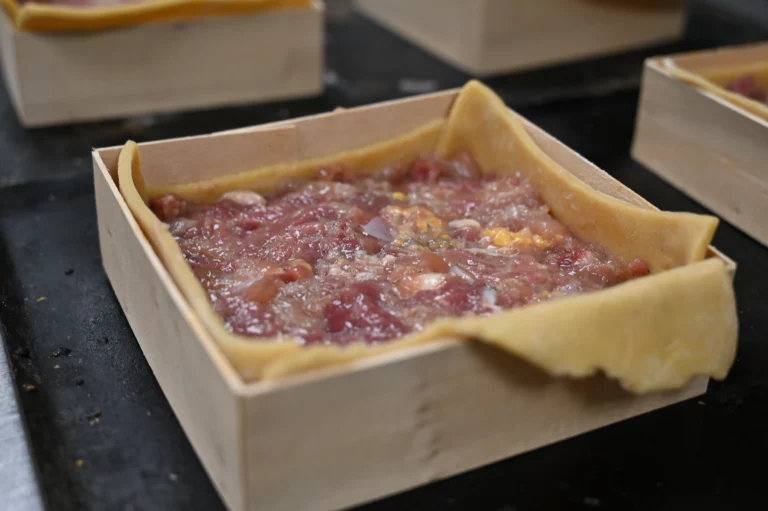 Lard du gout St pardoux la riviere pericrousty 768x511