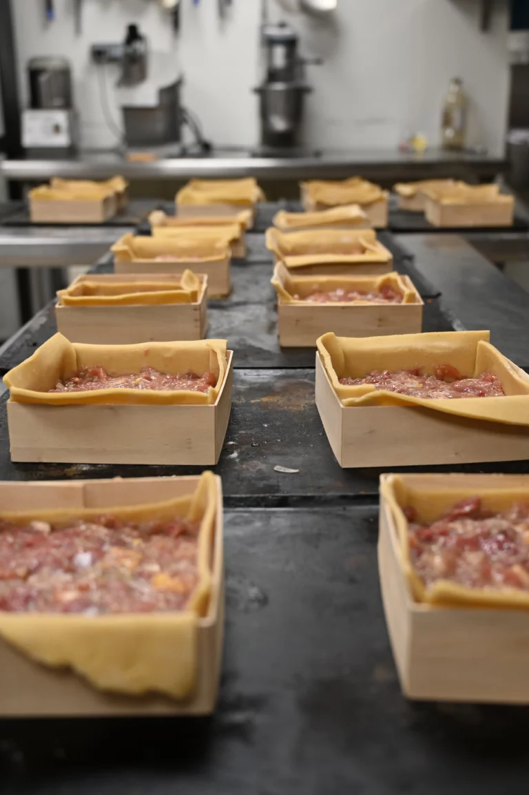 Lard du gout St pardoux la riviere pericrousty local 768x1154