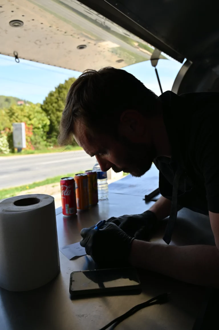 food truck bon comme un camion jeremy commande 768x1154