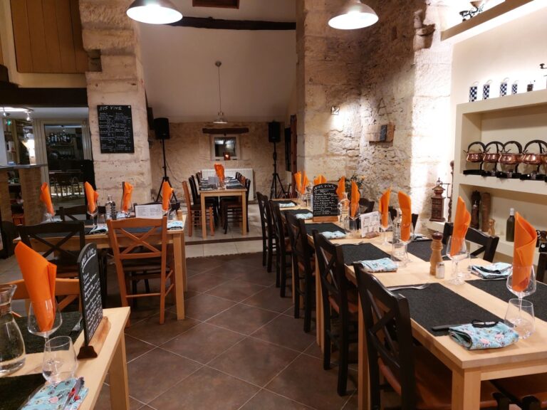 moulin du porteil salle restaurant 768x576
