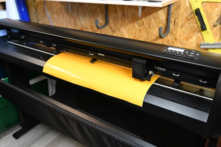 Atelier Campanilla Decoupe Jaune 768x511