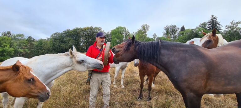 Claude lheureux danse avec lui therapie dordogne1 768x346