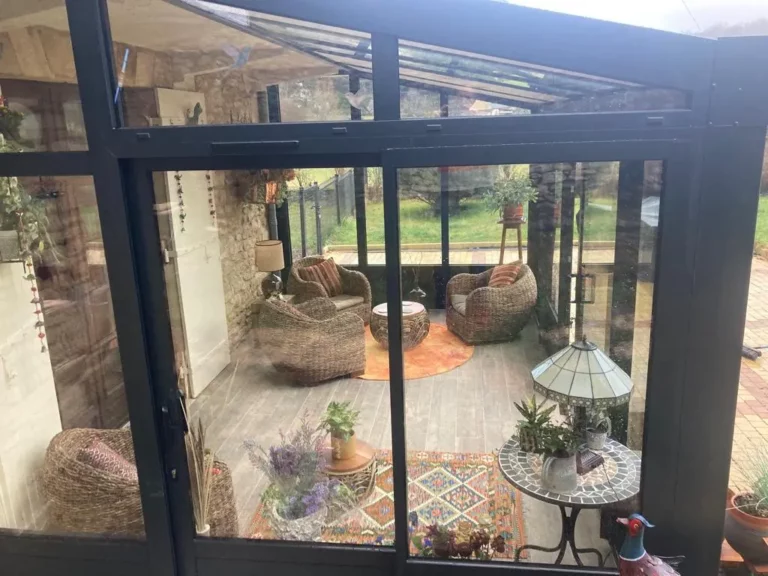 Compagnons Fenetriers Verandas.  768x576