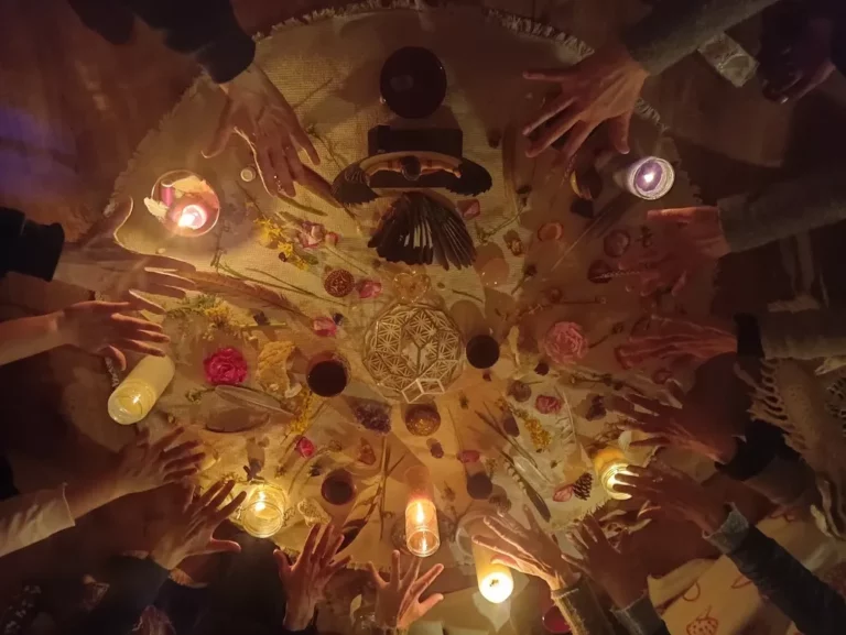 La Messagere Voyageuse Enchanteresse des Mondes 6 768x577