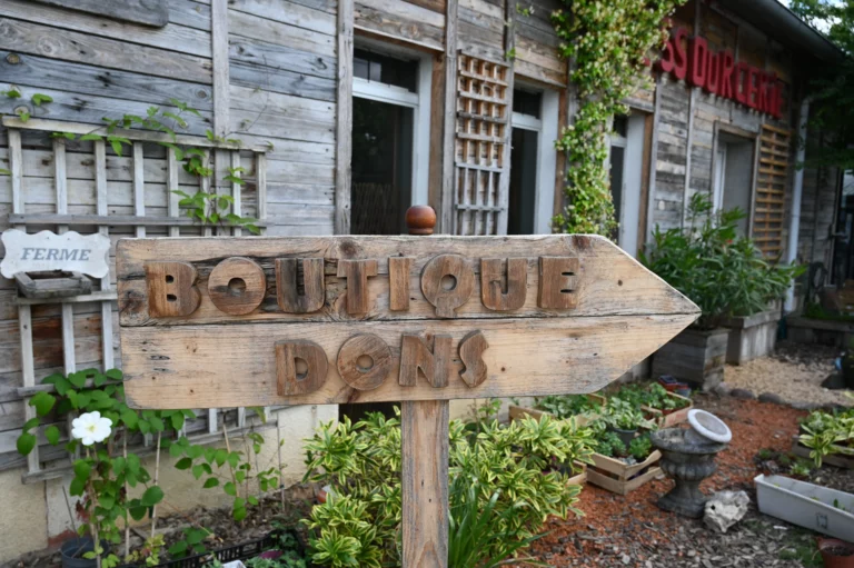 association arteec recyclerie marsac dordogne atelier jardinage dons 768x511