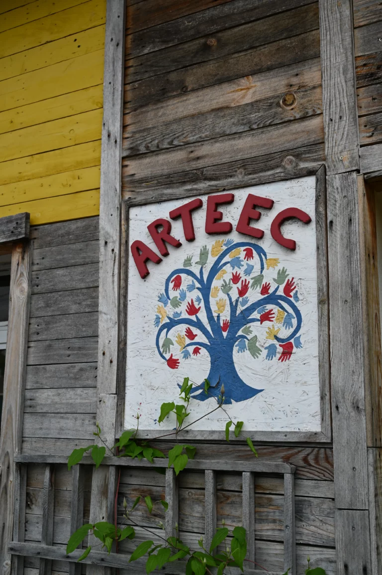 association arteec recyclerie marsac dordogne atelier jardinage logo 768x1154