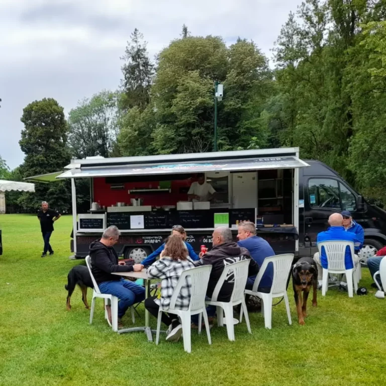 le coin gourmand 24 food truck3 768x768