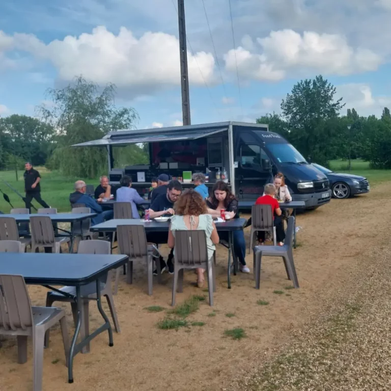 le coin gourmand 24 food truck4 768x768