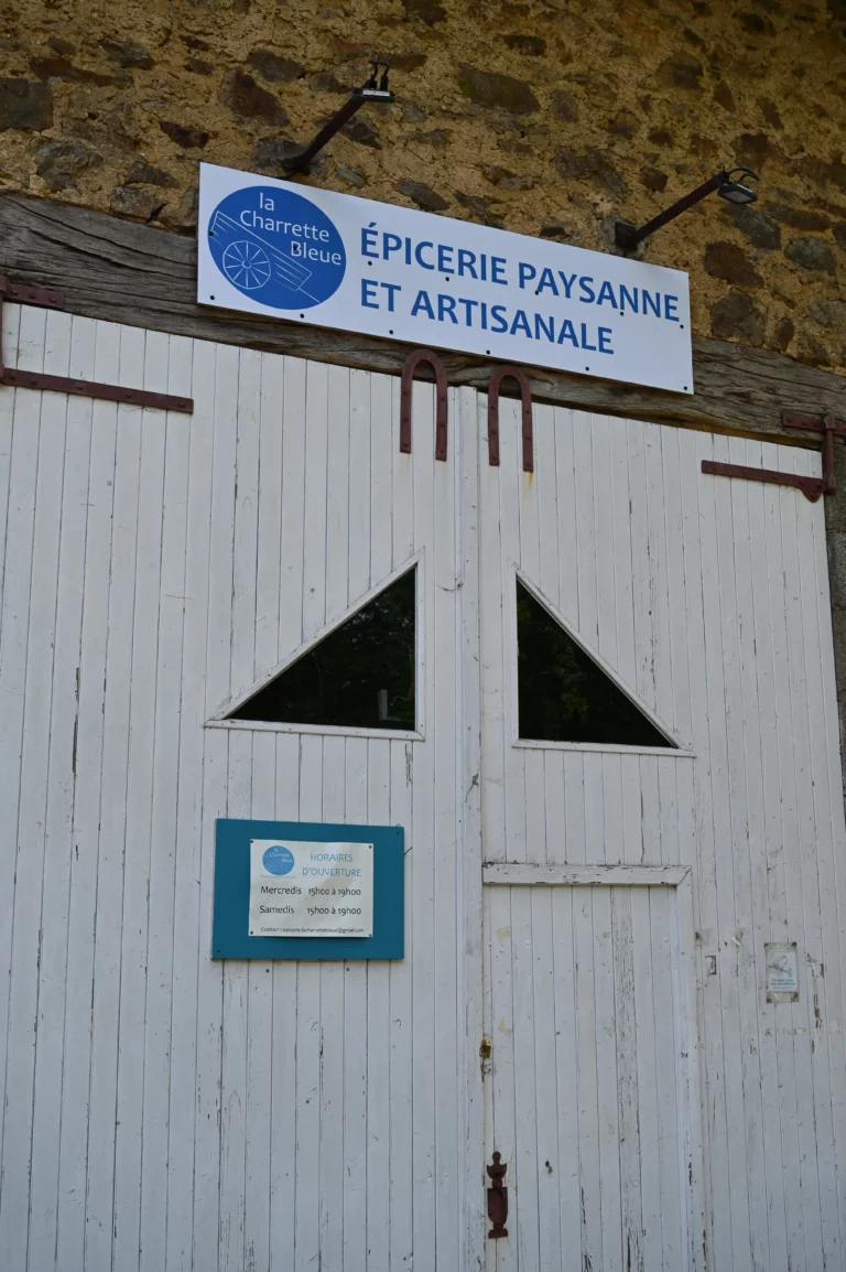 La ferme saint etienne firbeix la charette bleu bio 1 768x1154