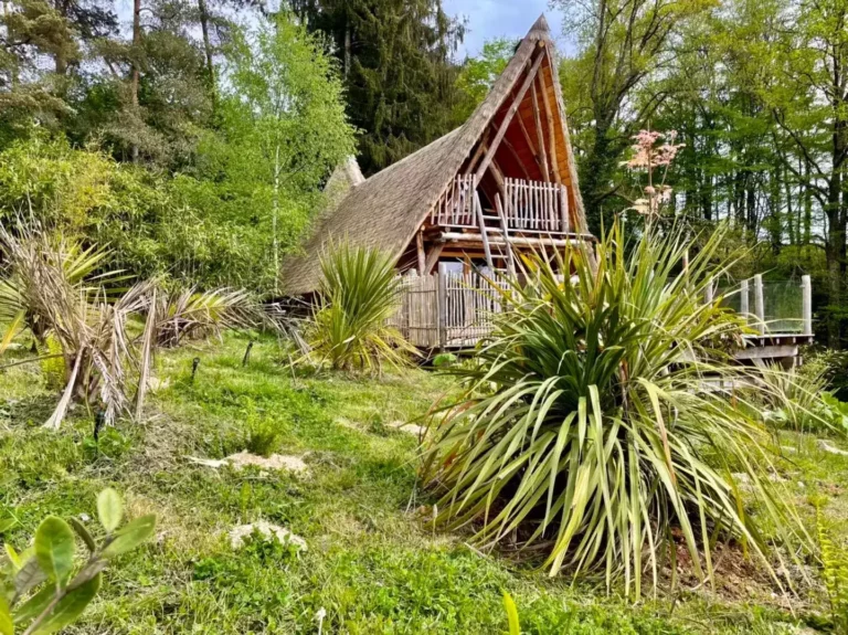 moulin de la jarousse nuit insolite dordogne cabanne spa 2 768x575