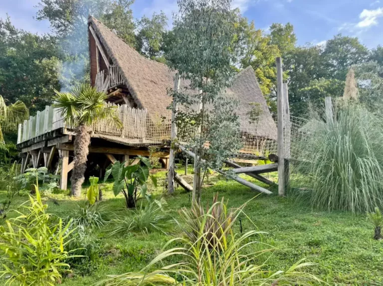 moulin de la jarousse nuit insolite dordogne cabanne spa 4 768x575
