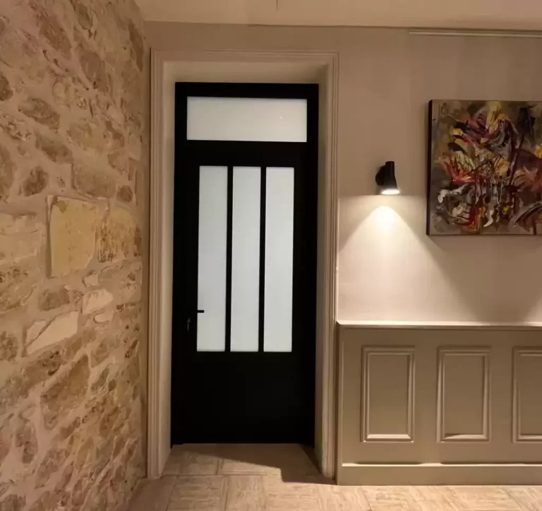 Contamine Simon Ebenisterie Menuiserie porte bois 1 768x723