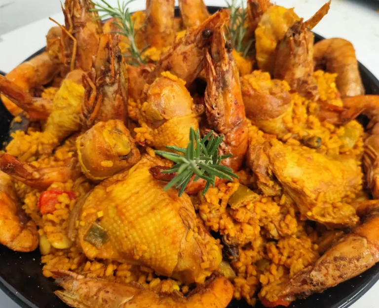 Le croIberique food truck traiteur espagnol paela 768x625