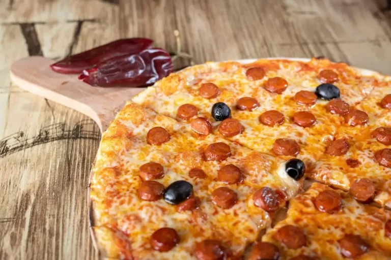Pizzeria ULaziu  Pizz thiviers 12 768x512