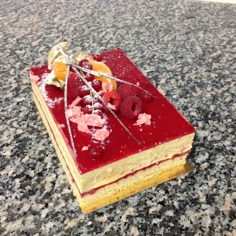 patisserie boclet Framboisier 768x768