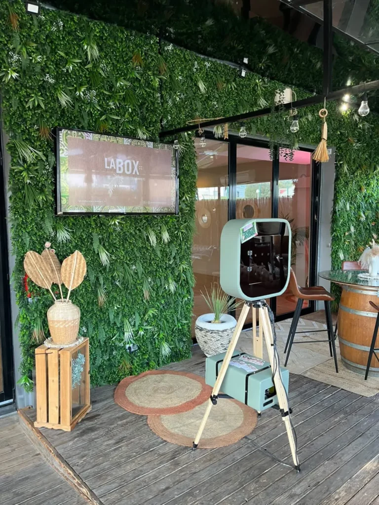 Selfie Box Dordogne evenement 3 768x1023