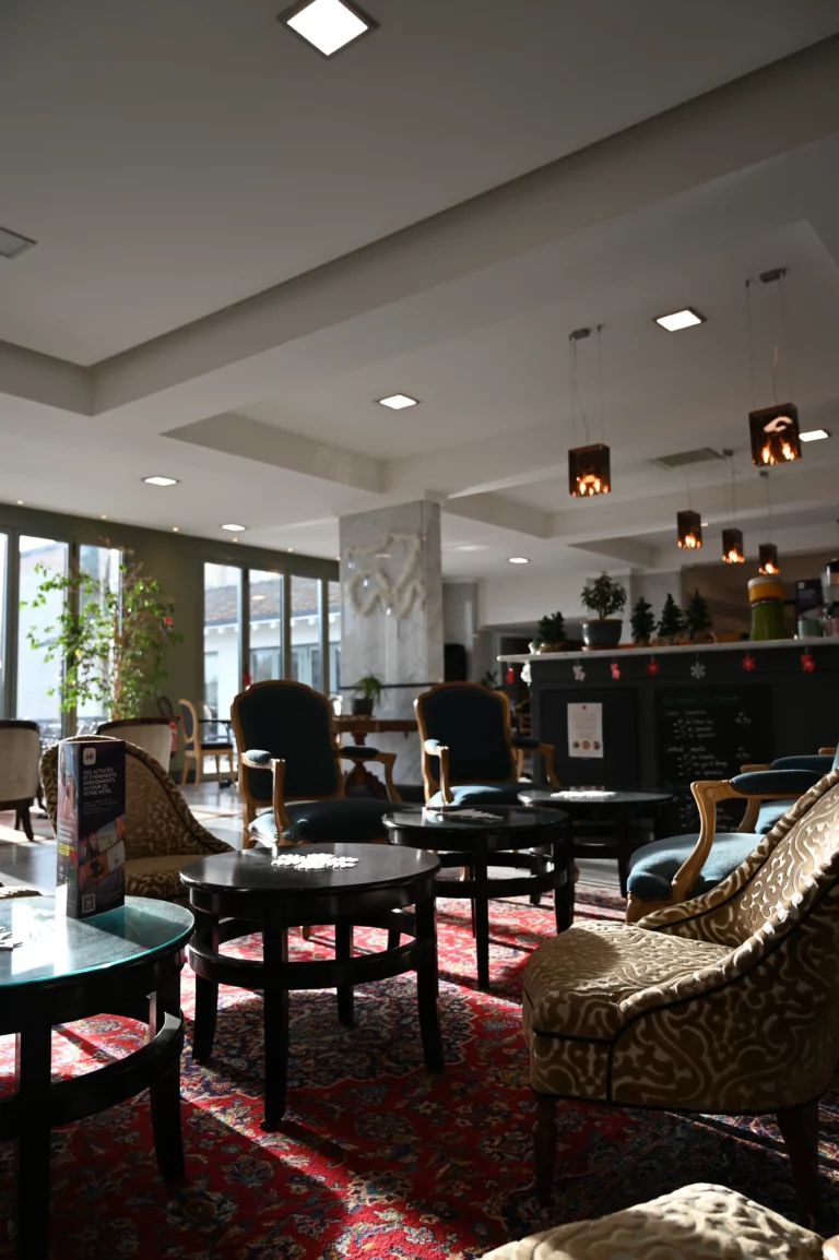 La Terrasse Restaurant ibis hotel perigueux noel 4 768x1154