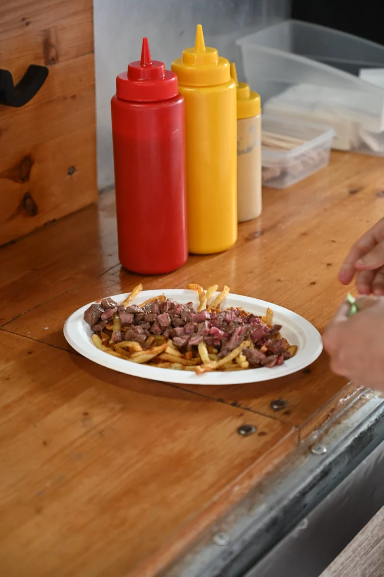 miam miam perigueux food truck 10 768x1154